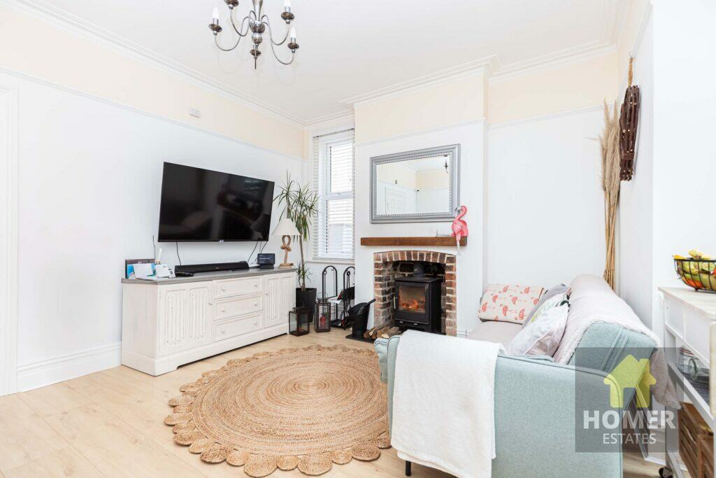 Additional image 4 of Madison Avenue, Bournemouth, BH1 4NU