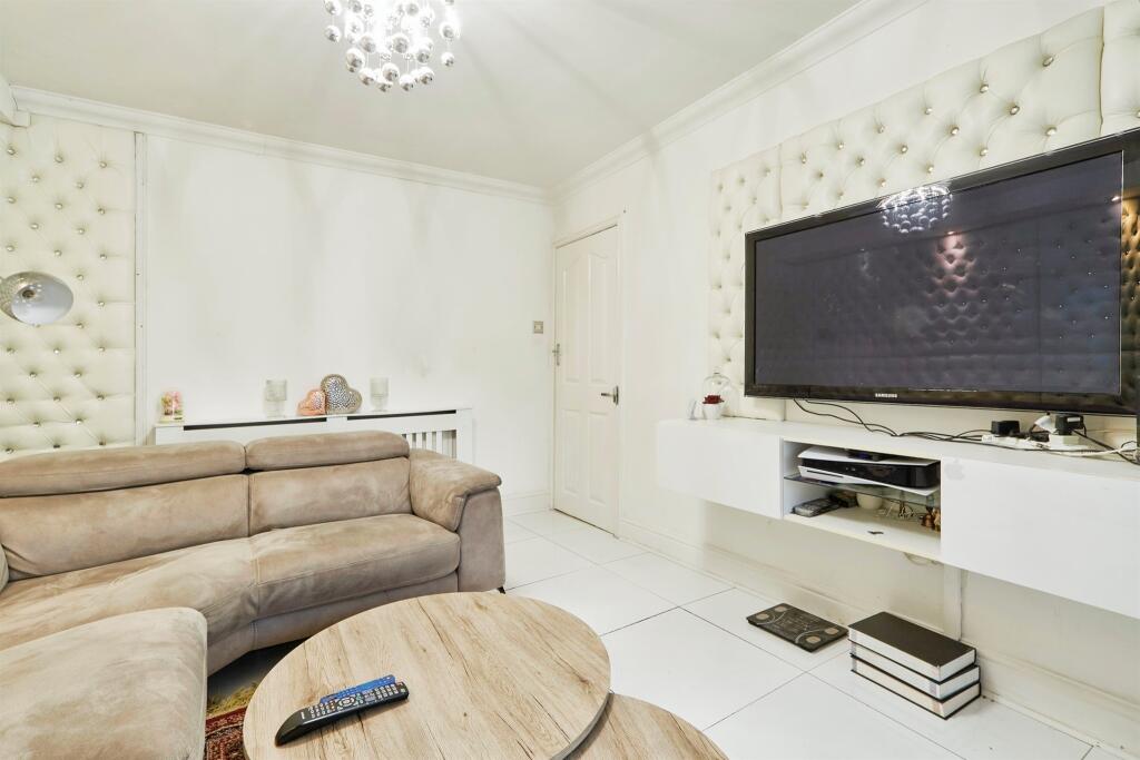 Additional image 19 of Duchy Avenue, BRADFORD