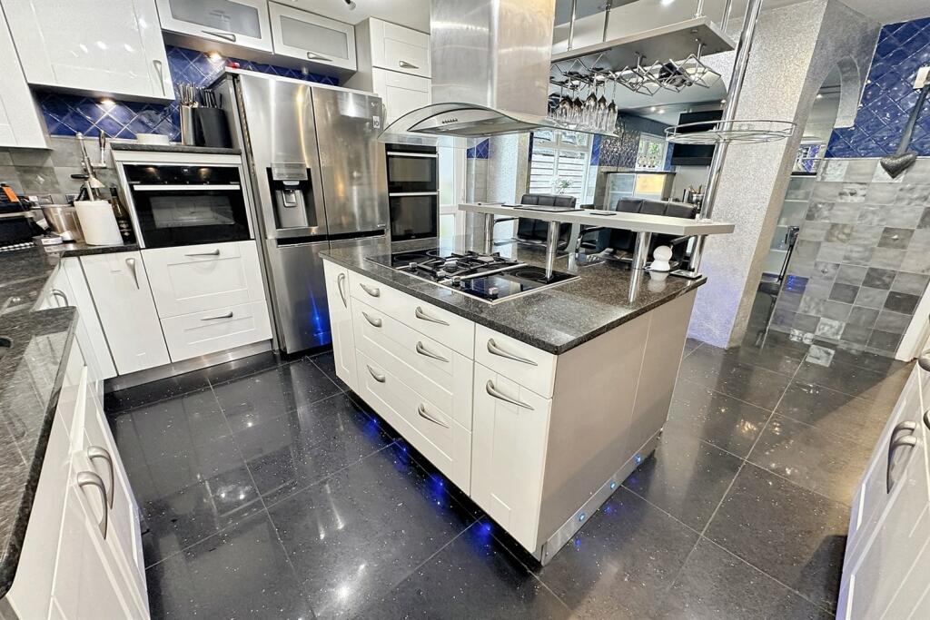 Additional image 16 of Golf Links Road