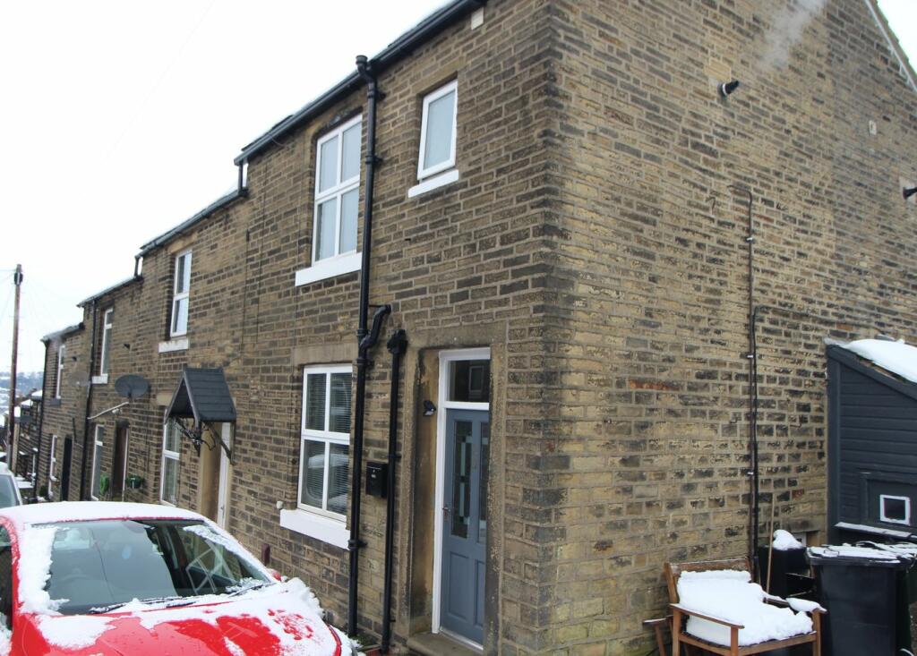 Bingley Road, Cross Roads, Keighley, BD22