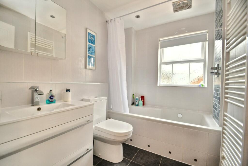 Additional image 16 of Broadstone