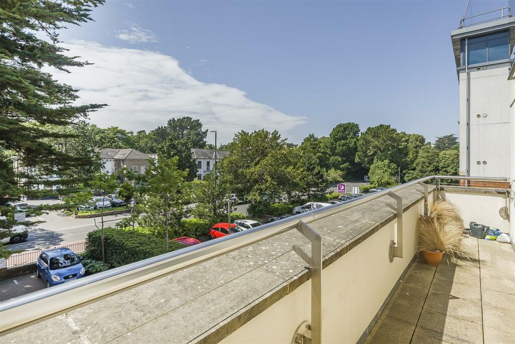 Additional image 3 of Osbourne Lodge, Bournemouth
