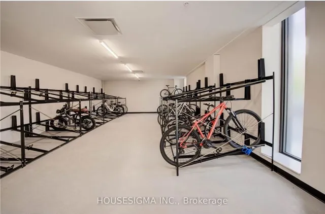 Additional image 20 of 741 King St Unit 103