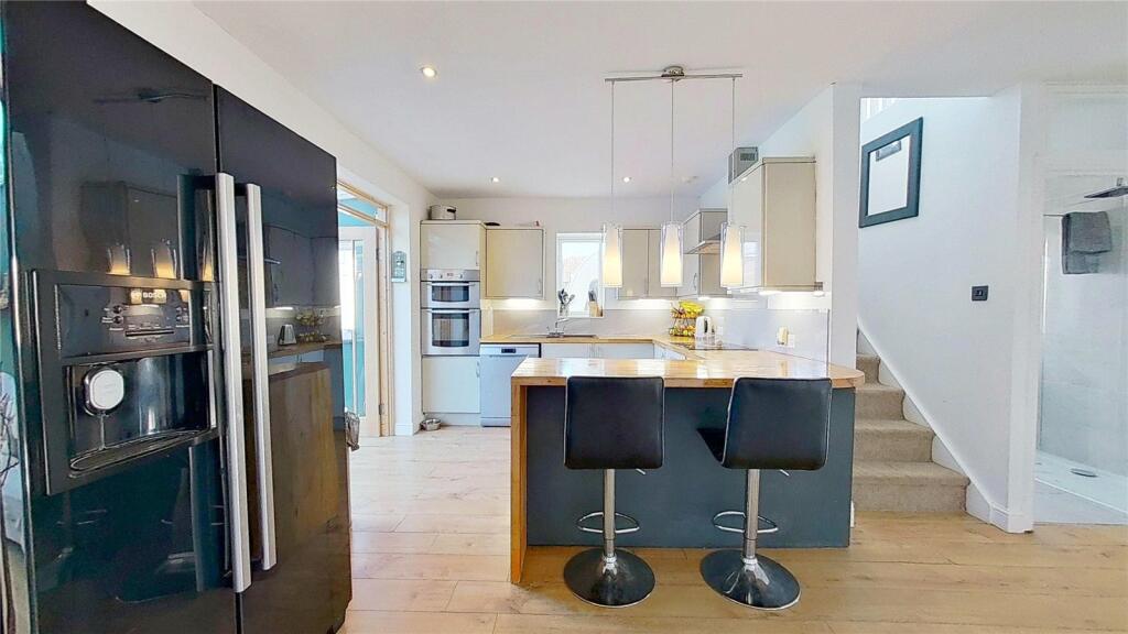 Additional image 6 of Gordon Road, Lancing, West Sussex, BN15