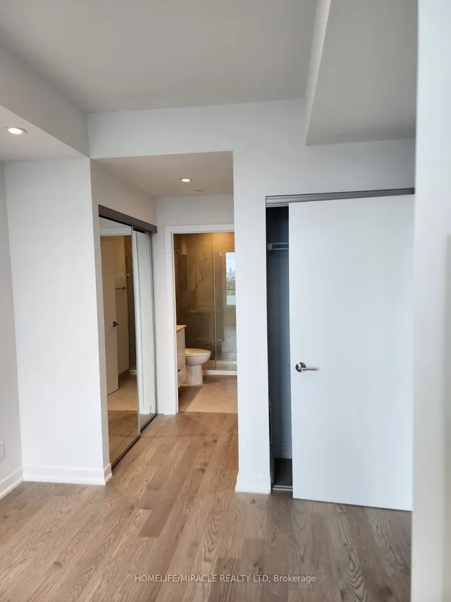 Additional image 12 of 1926 Lakeshore Blvd