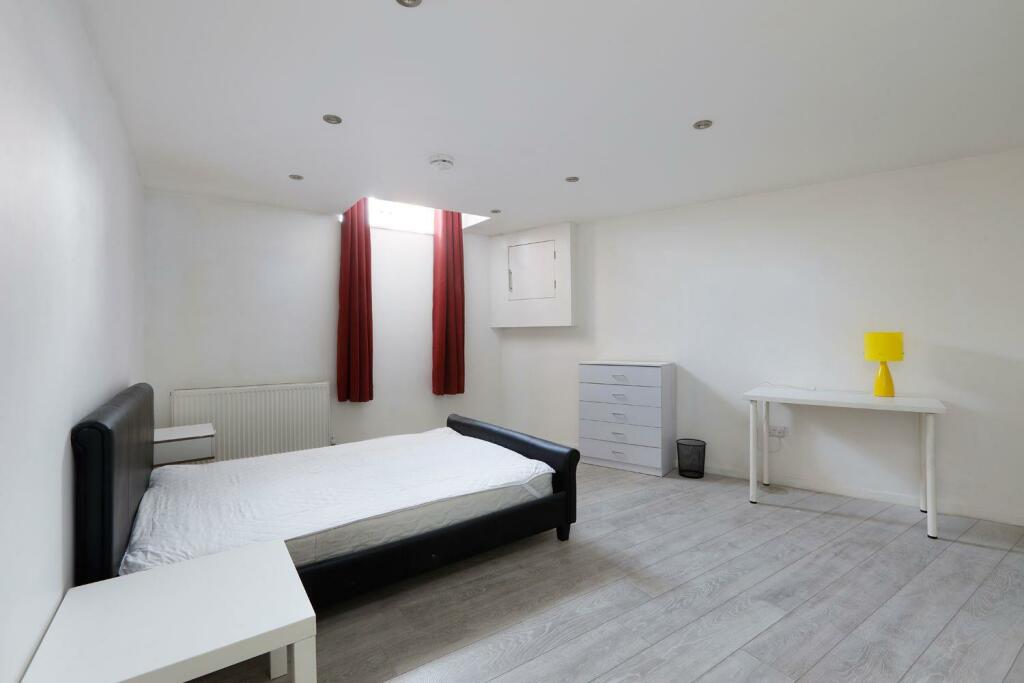 Additional image 11 of Newmarket Terrace, Brighton