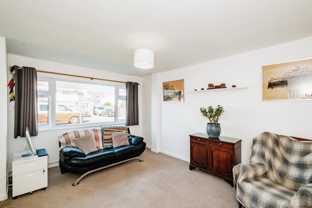 Additional image 4 of Flag Square, Shoreham-By-Sea