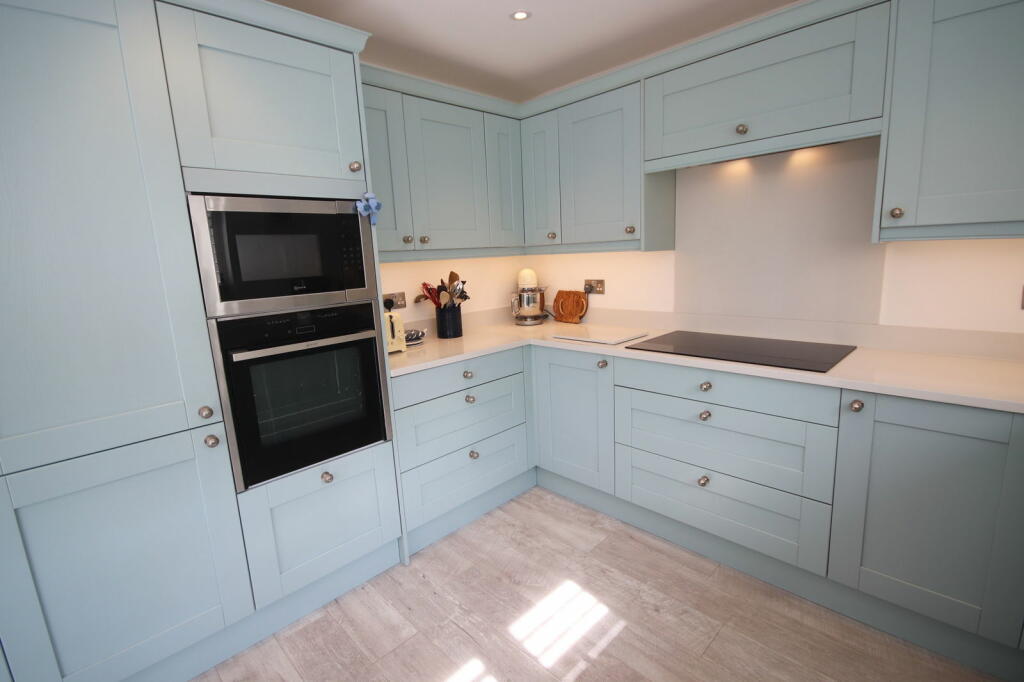Additional image 19 of River Way,Christchurch,BH23 2QJ