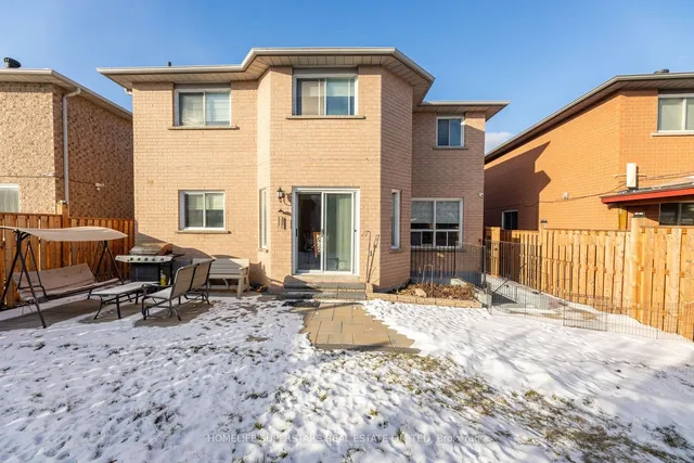 Additional image 37 of 39 Arborview Cres