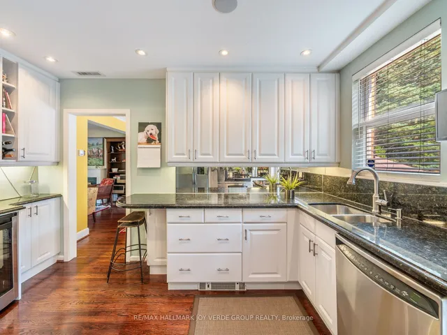 Additional image 15 of 105 Rykert Cres