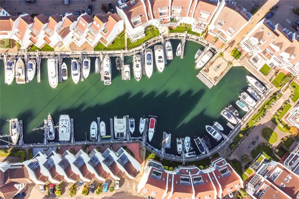 Additional image 18 of Lake Avenue, Poole, Dorset, BH15