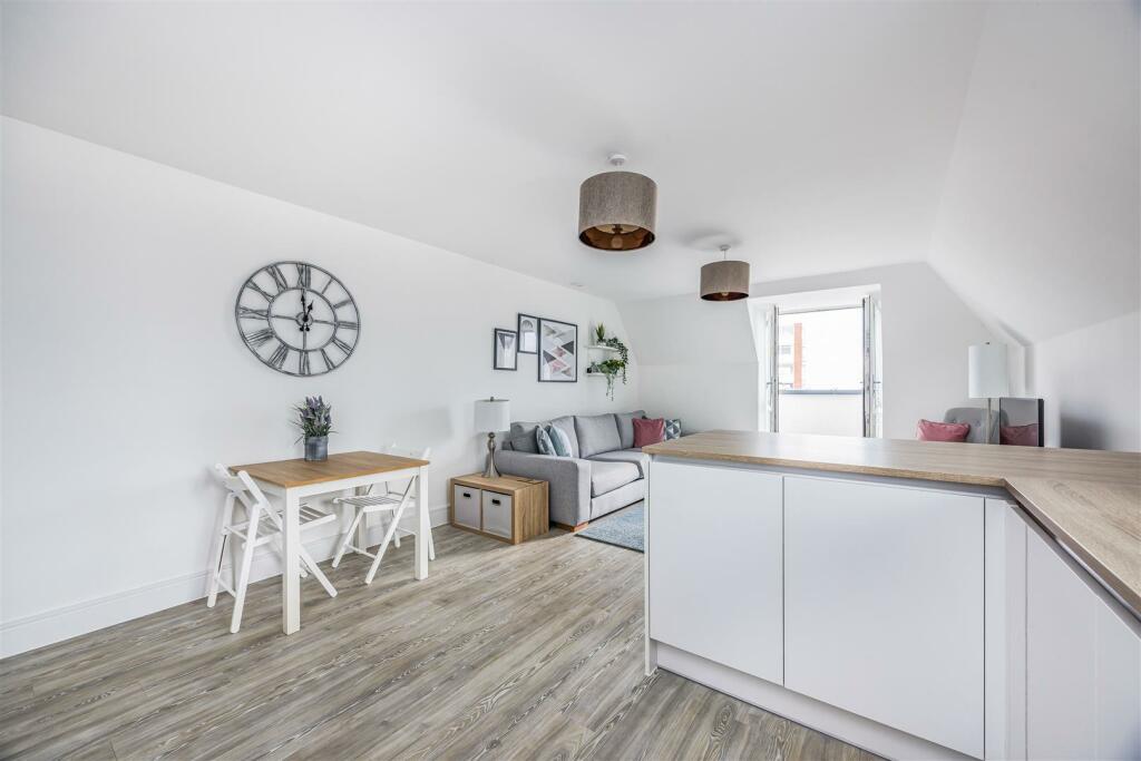 Additional image 6 of West Cliff Road, Bournemouth