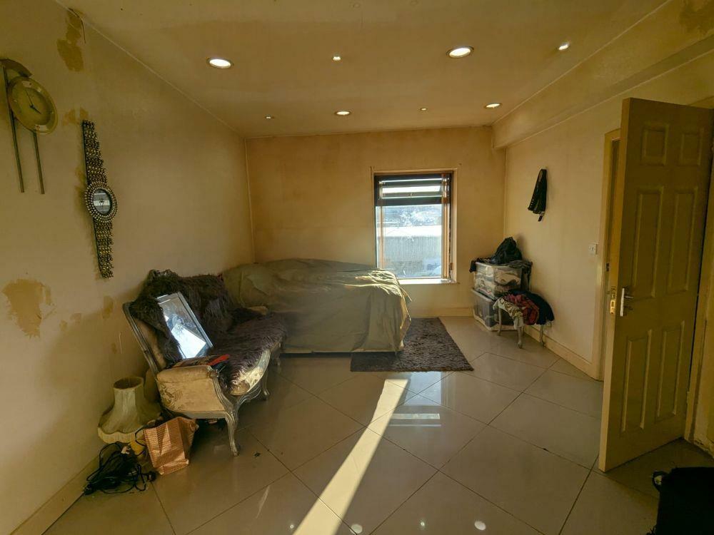 Additional image 11 of 585-587, Thornton Road Bradford, BD8 9RA