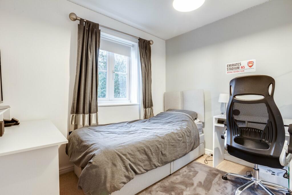 Additional image 11 of Hawthorn Lane, Cleckheaton, BD19