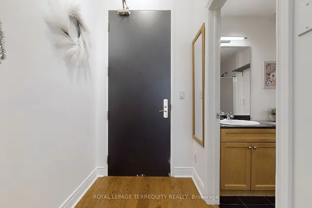 Additional image 23 of 73 Richmond St Unit 305B