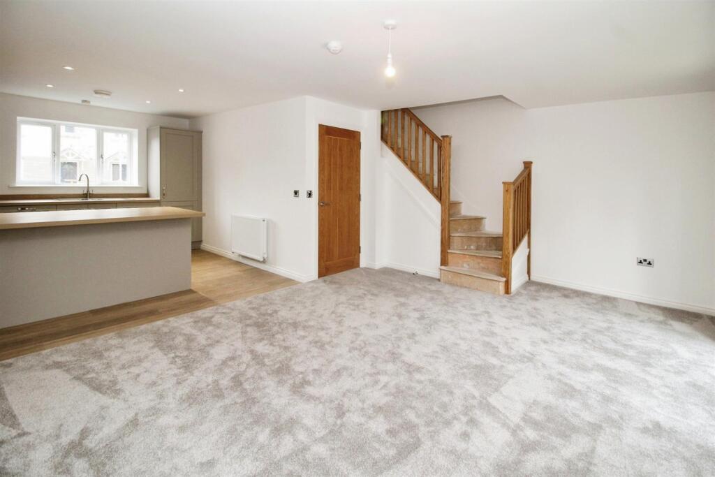 Additional image 4 of Victoria Road, Bradford, BD2 2ED