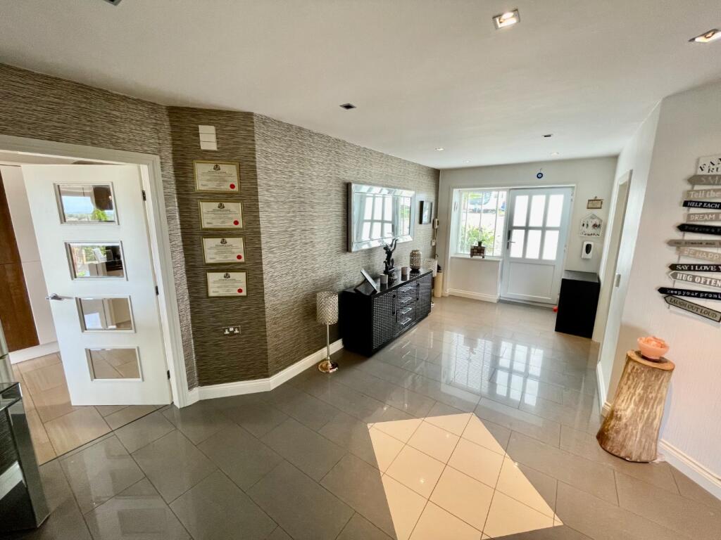 Primary image of Saddlers Barn, Butterfield Hall Farm, Plodder Lane, Bolton, BL5