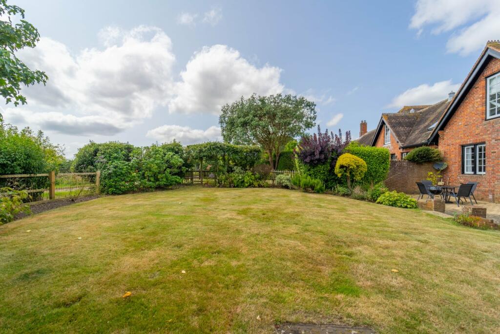 Additional image 22 of Ossemsley, Christchurch, BH23