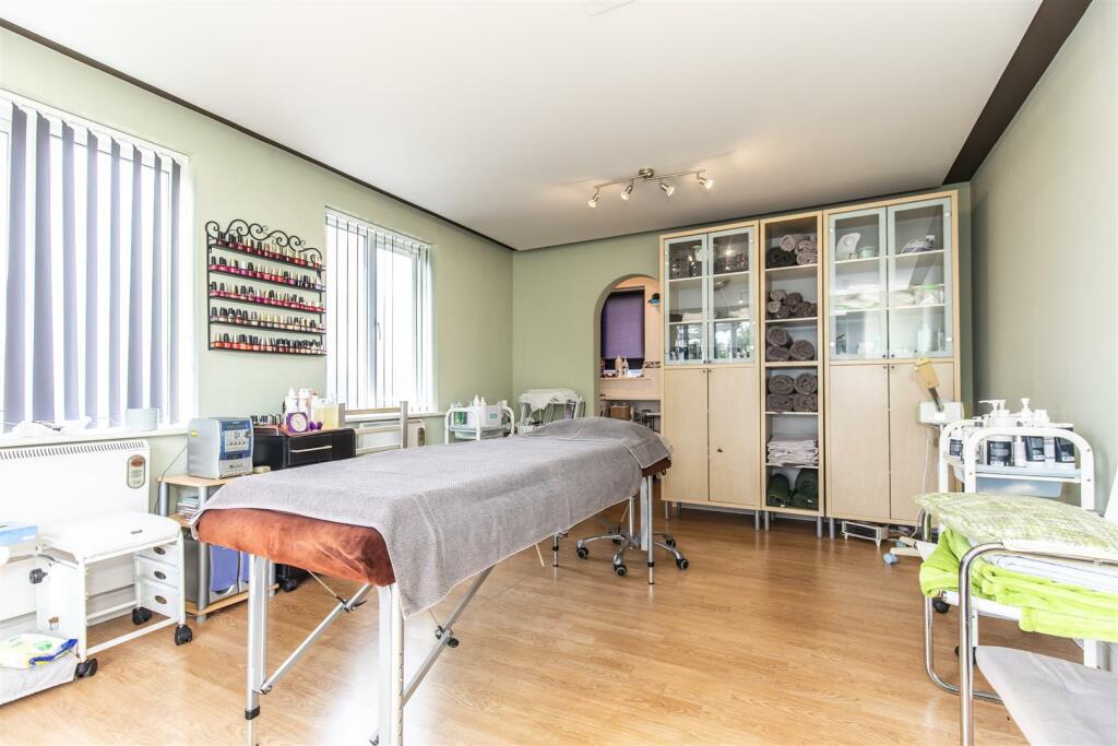 Additional image 38 of Cissbury Road, Worthing