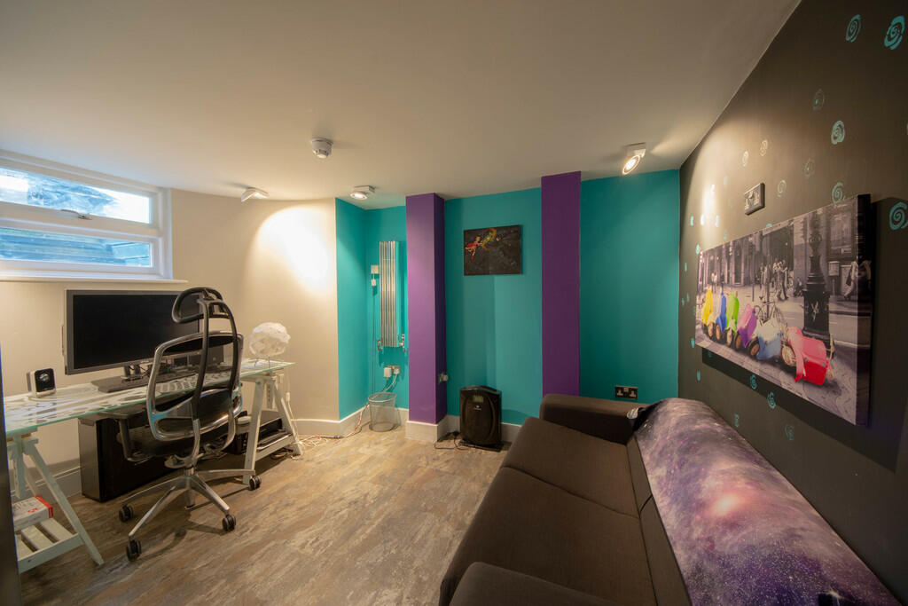 Additional image 5 of Broad Street, Brighton