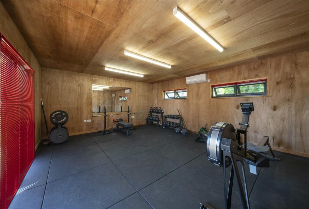 Additional image 10 of Garnet Drive, Eastbourne, BN20