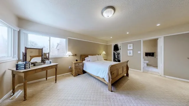 Additional image 20 of 52 Leacock Cres