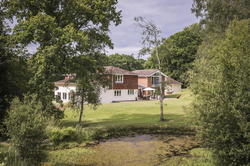 Forest Lane, RINGWOOD, BH24