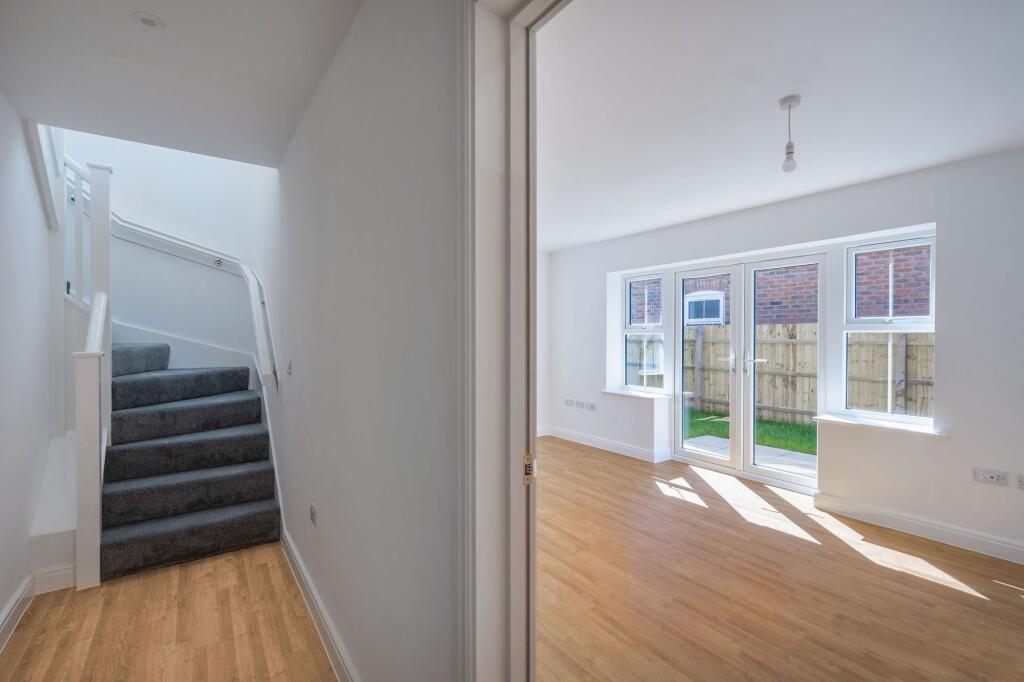 Additional image 16 of Clarendon Road, Christchurch, BH23