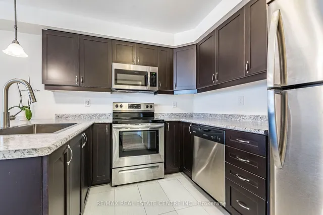 Additional image 12 of 1141 Duignan Cres