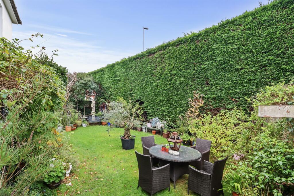 Additional image 20 of Battle Road, Hailsham