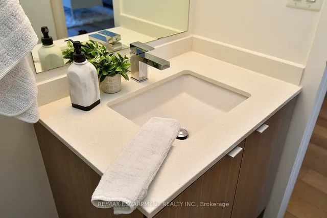 Additional image 20 of 5220 Dundas St Unit D509