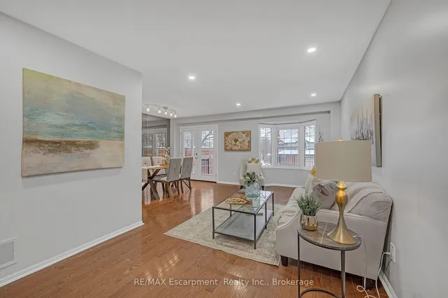 Additional image 12 of 1415 Hazelton Blvd Unit 33