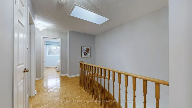 Additional image 15 of 77 Roxanne Cres