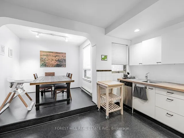 Additional image 4 of 1840 Bathurst St Unit 305