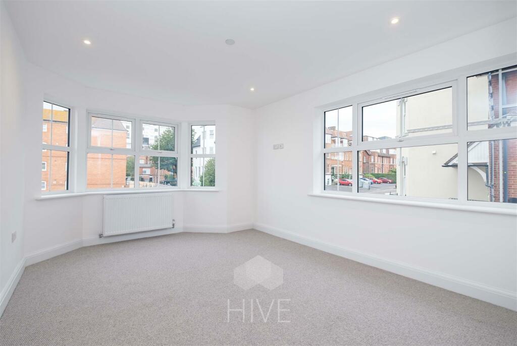 Additional image 10 of West Cliff Gardens, West Cliff, Bournemouth