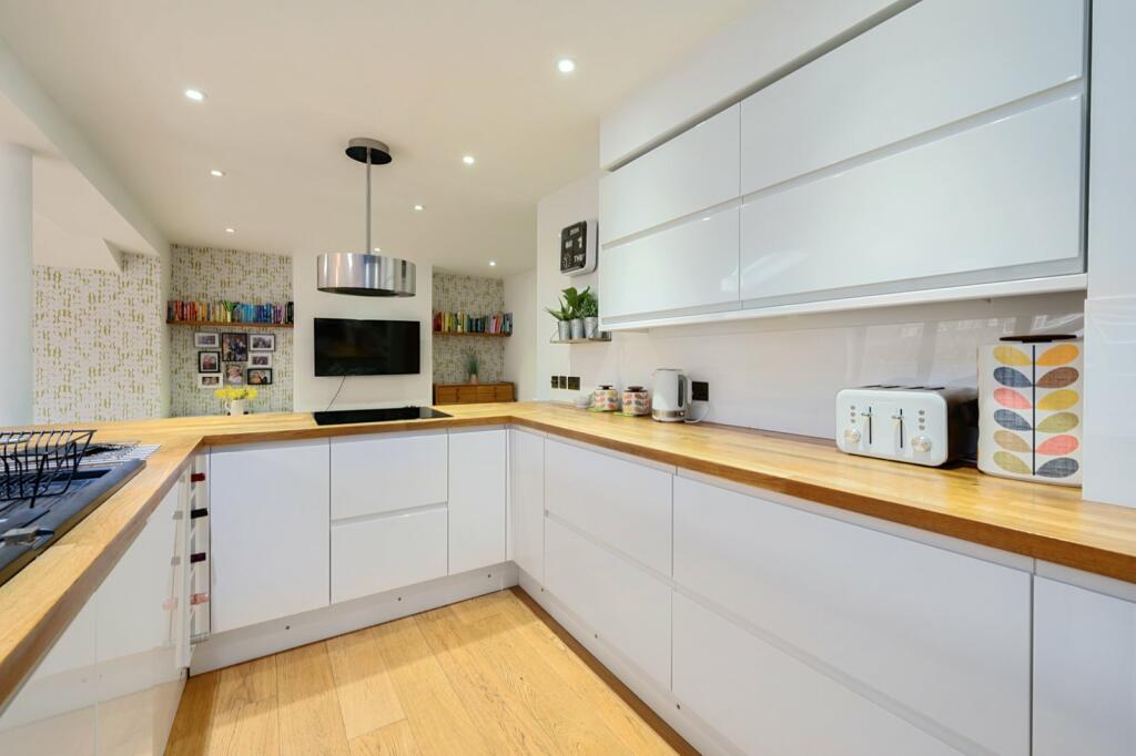 Additional image 16 of Oxen Avenue, Shoreham, West Sussex, BN43
