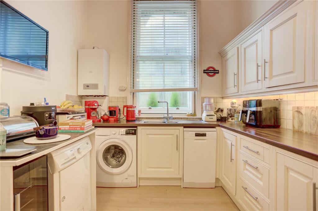 Additional image 4 of Grand Avenue, Hove, East Sussex, BN3