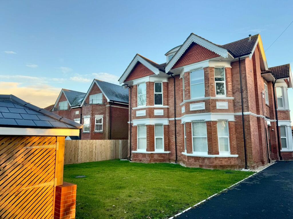 58 Southbourne Road, Bournemouth, BH6