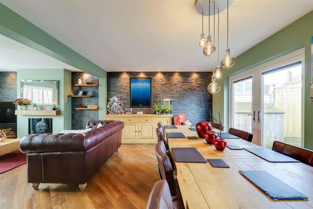 Additional image 39 of Charmandean Road, Broadwater