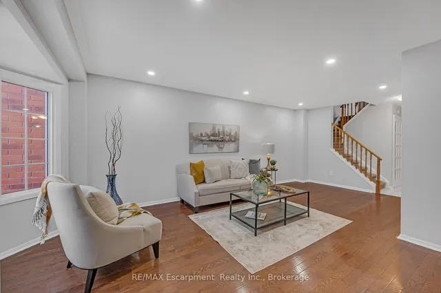 Additional image 9 of 1415 Hazelton Blvd Unit 33