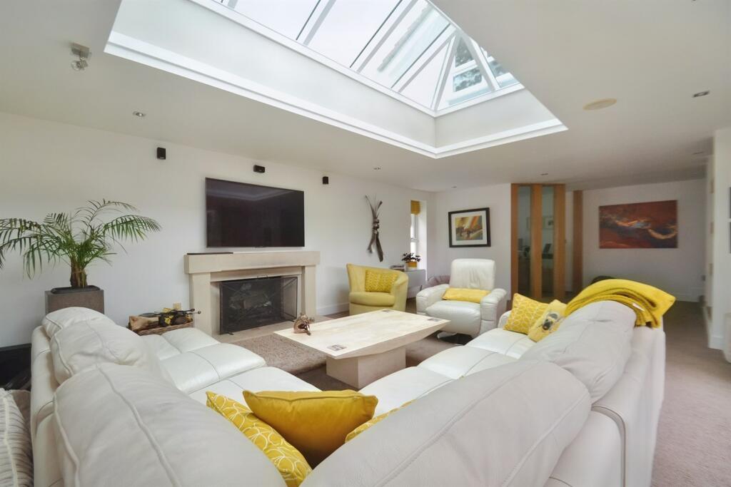 Additional image 6 of Broadstone