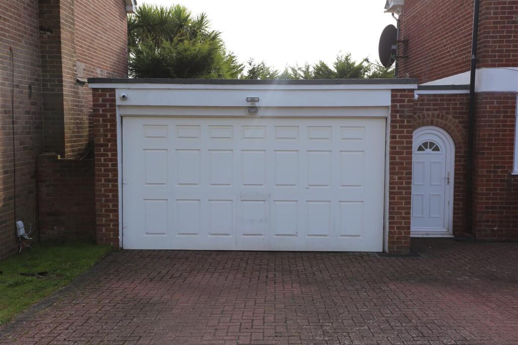 Additional image 26 of Ash Close, Hove