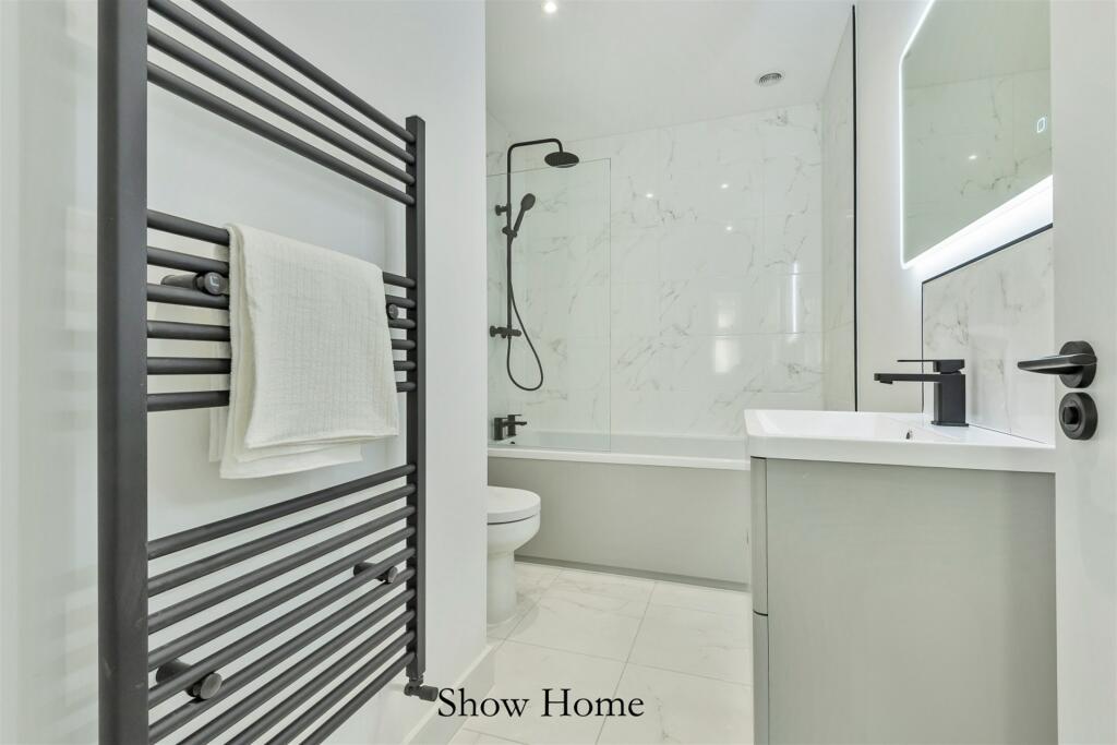 Additional image 11 of East Stoke