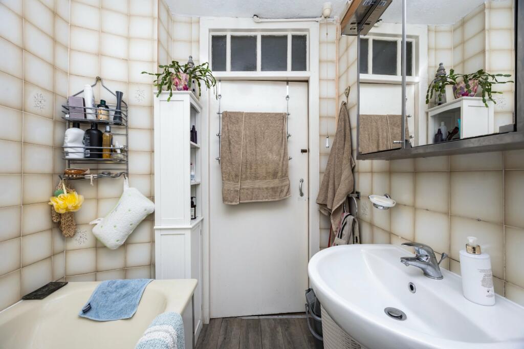 Additional image 10 of Rochester Gardens, Hove, East Sussex, BN3