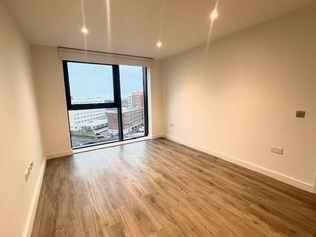 Additional image 4 of The Helm, Holdenhurst Road