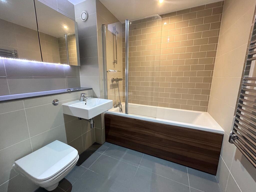 Additional image 11 of The Helm, Holdenhurst Road