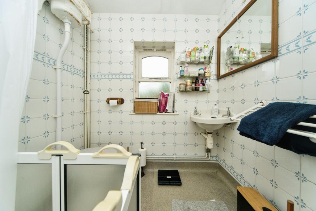 Additional image 25 of Vicarage Lane, Hailsham, BN27