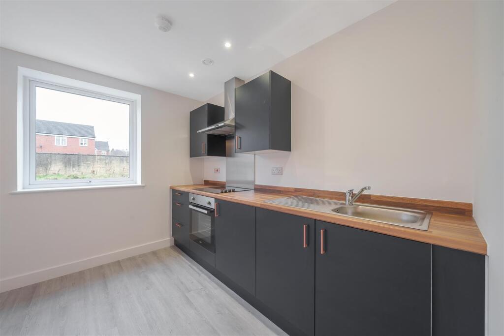 Additional image 11 of Bingley Road, Bradford