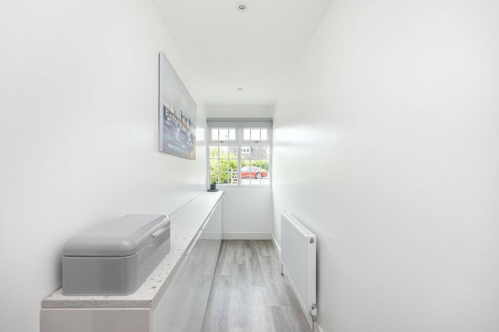 Additional image 15 of Lyon Avenue, New Milton, Hampshire. BH25 6AP