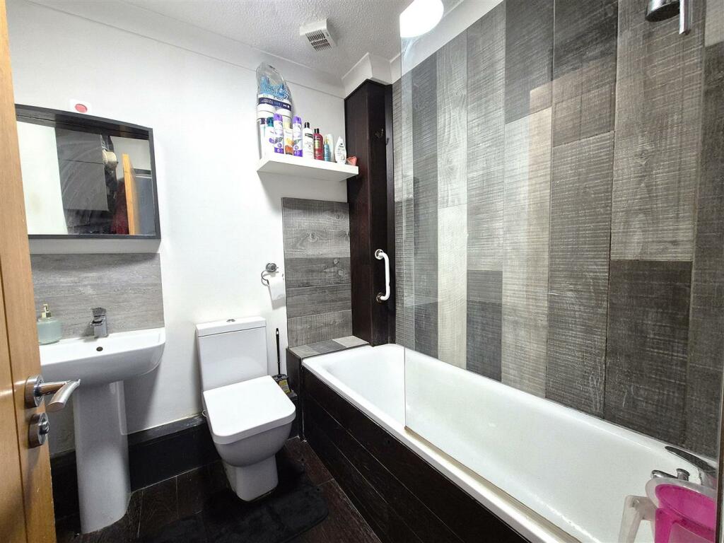 Additional image 10 of Aspen Gardens, Poole